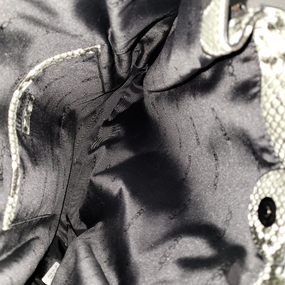 Handbag - Picture 3 of 4